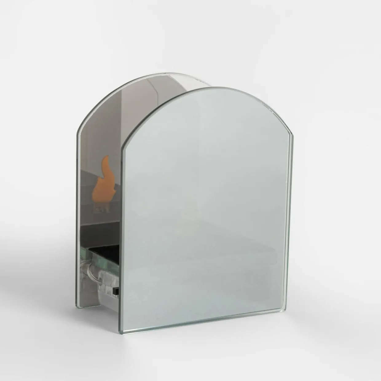 Dekoracja LED przydymione szkło KOMINEK 11x5x10 cm