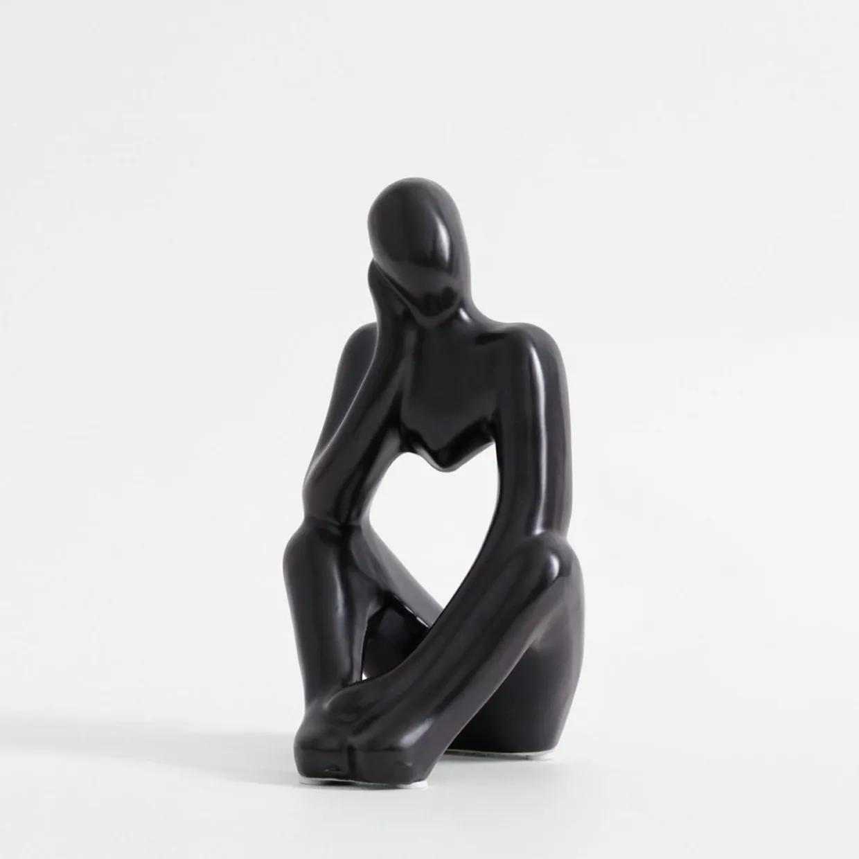 Figurka dekoracyjna czarna MYŚLĄCY CZŁOWIEK 19 cm