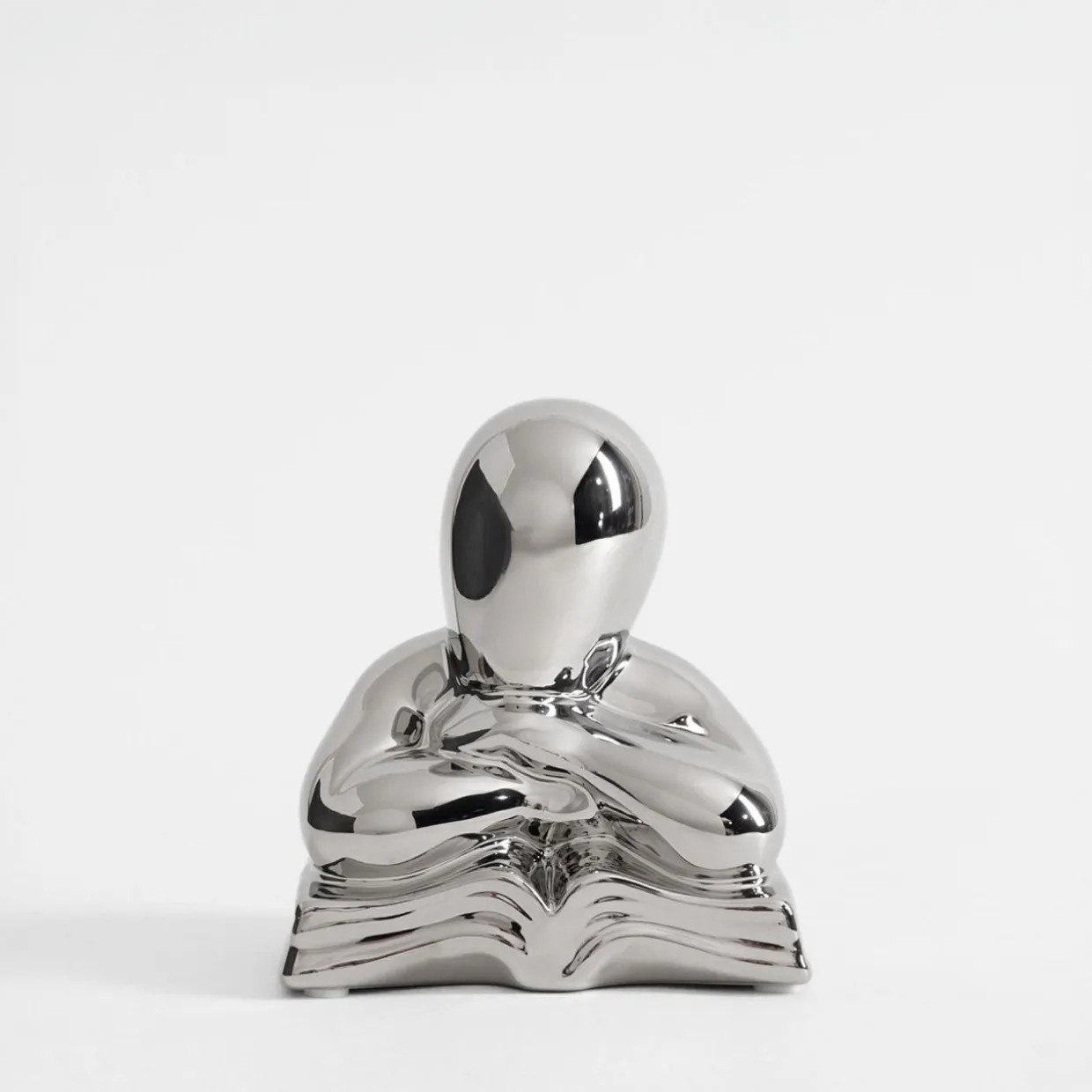 Figurka dekoracyjna srebrna 13 cm