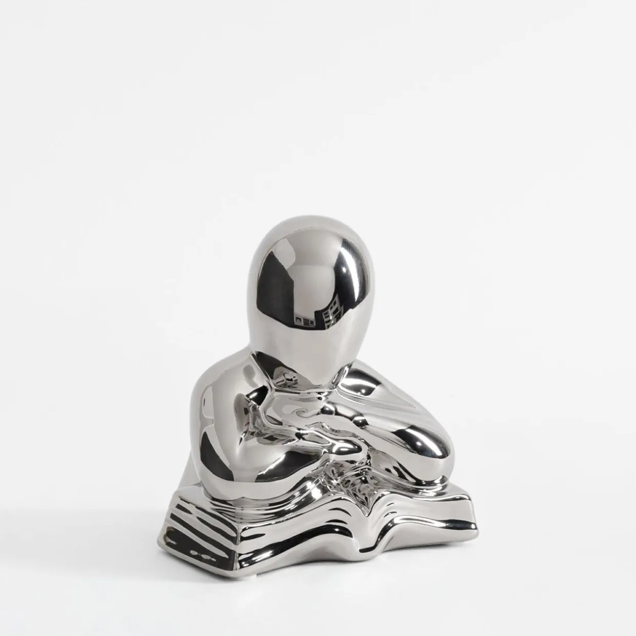Figurka dekoracyjna srebrna 13 cm