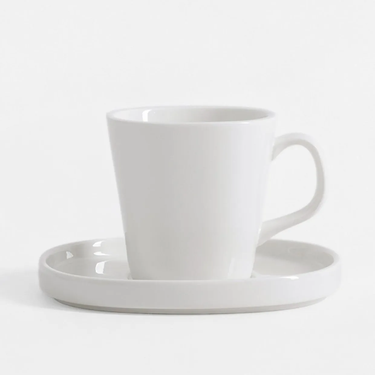 Filiżanka ze spodkiem CARRE 190 ml