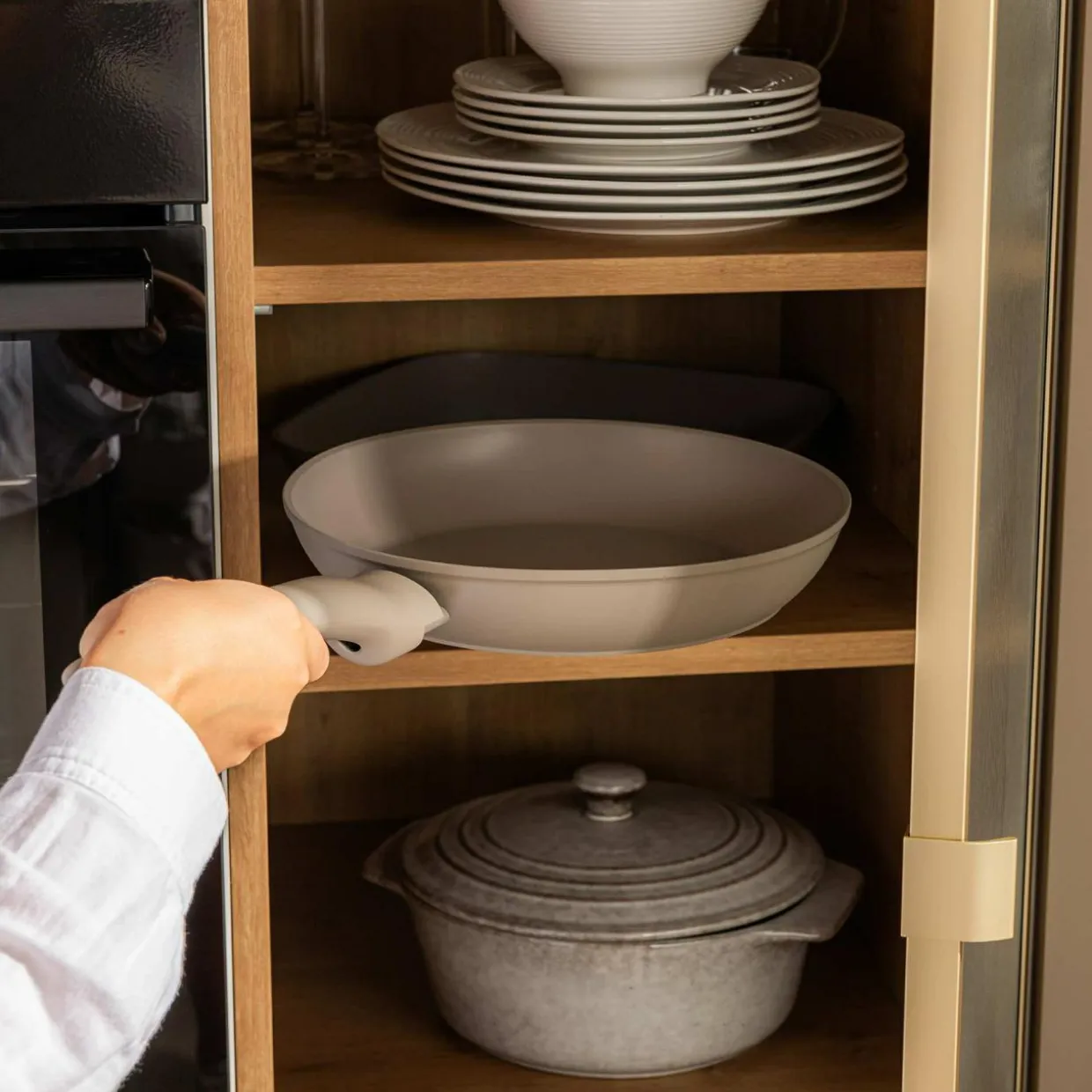 Forma ceramiczna okrągła z pokrywą CRAFT 22 cm