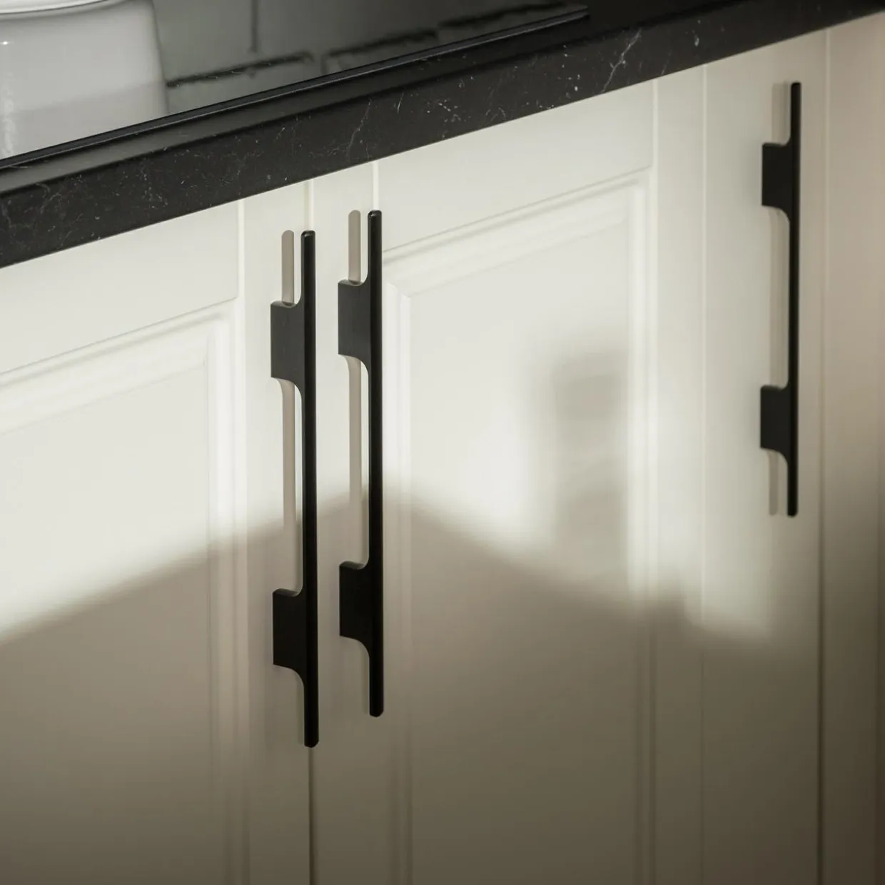 Front drzwi HAMPTON 60x76,5 cm ecru