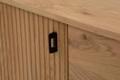 Komoda ryflowana na wysokich nóżkach NAVARRA