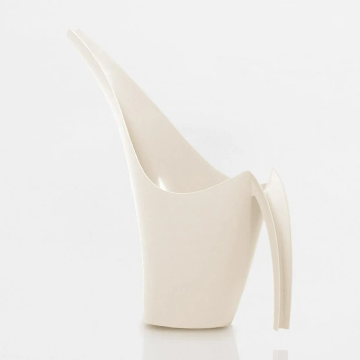 Konewka kremowa GIRAFFE 1,5 l
