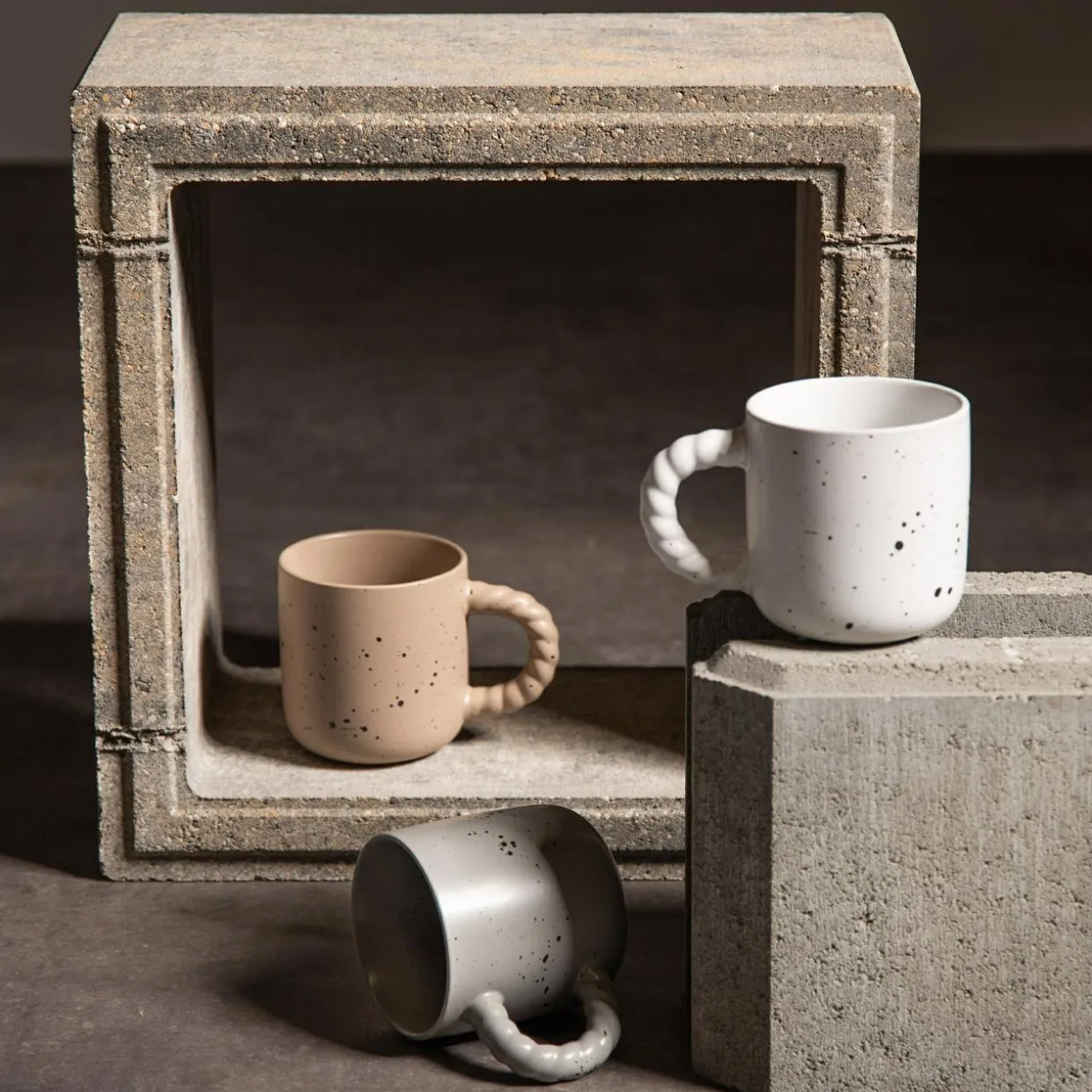 Kubek ceramiczny biały 520 ml