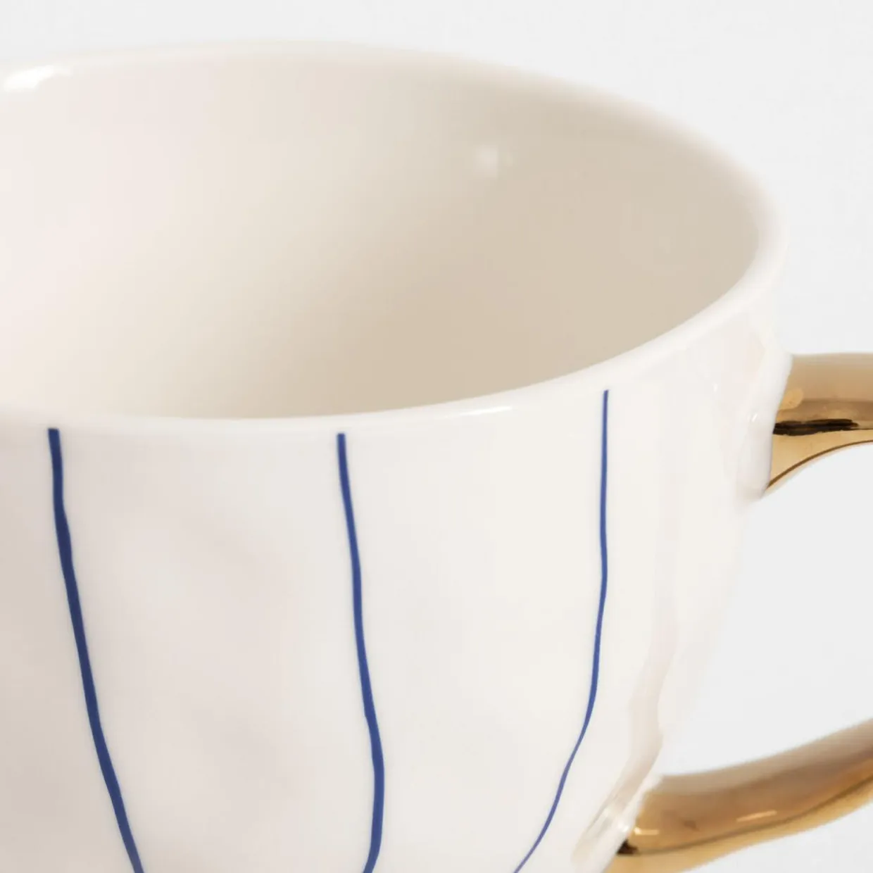 Kubek porcelanowy PASY 440 ml