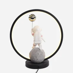 Lampa stołowa dekoracyjna LED ASTRONAUTA z balonem