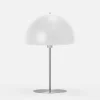 Lampa stołowa z białym kloszem