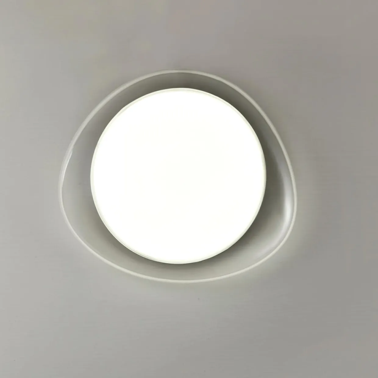 Lampa sufitowa LED AURA 47,7 cm