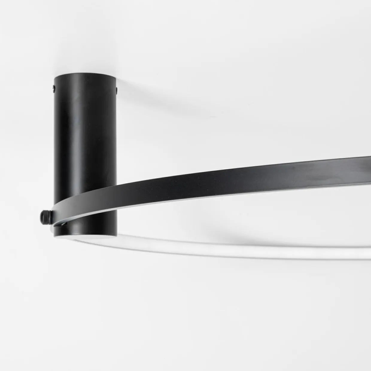 Lampa sufitowa LED pierścieniowa czarna HORIK 90 cm