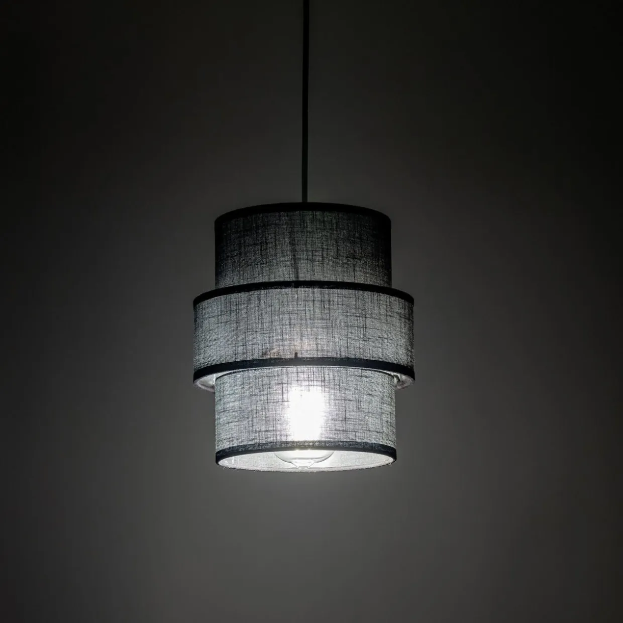 Lampa wisząca czarna CALISTO fi 20 cm