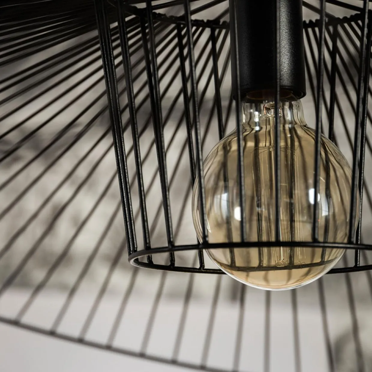 Lampa wisząca czarna KAPELUSZ