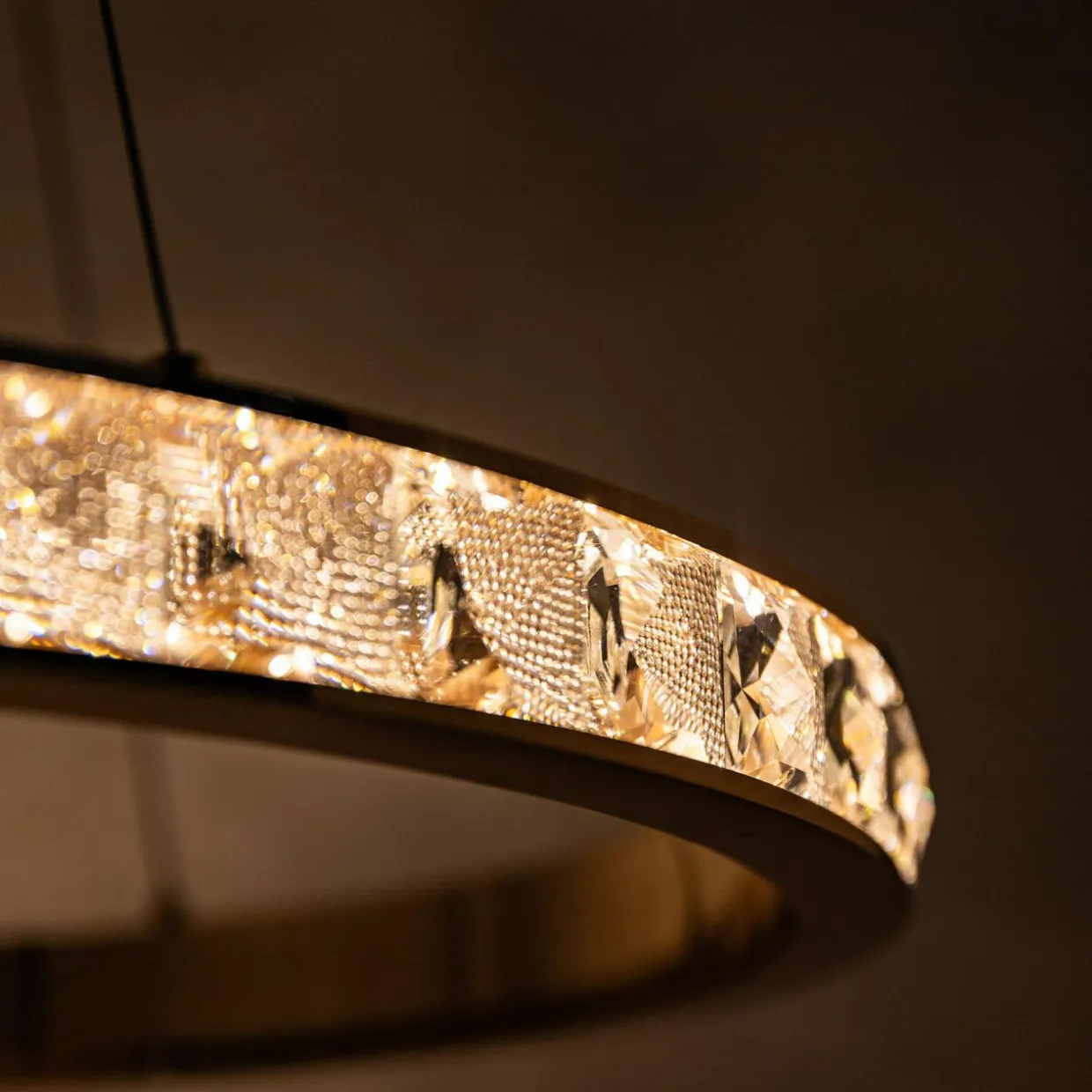 Lampa wisząca LED MURIEL czarno-złota