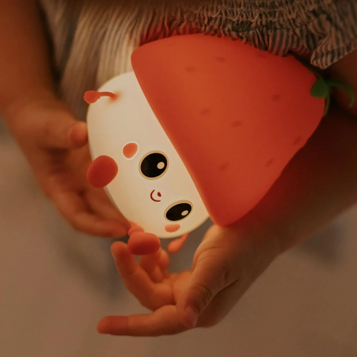 Lampka nocna LED MARY'S TRUSKAWKA