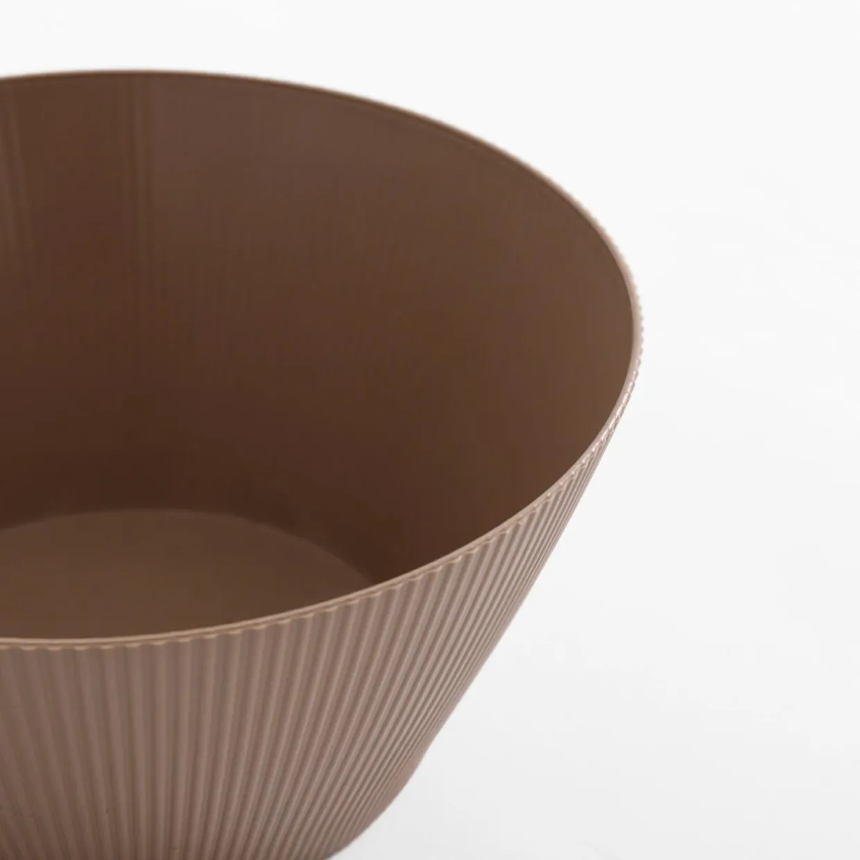 Miska plastikowa 20 cm MIX