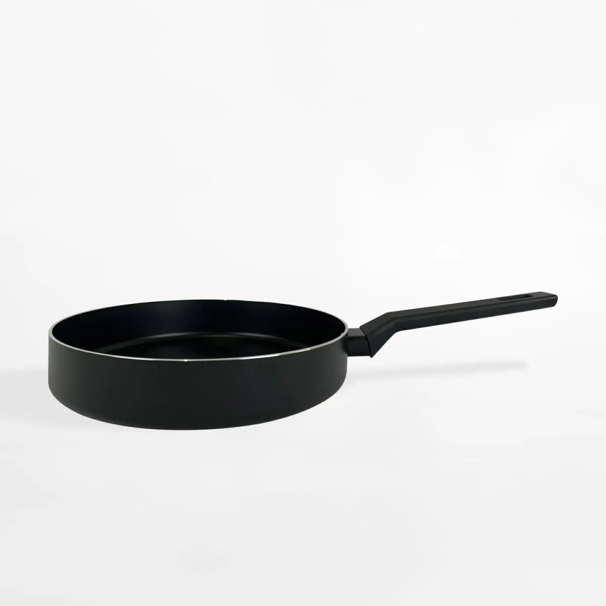 Patelnia aluminiowa czarna MODERN 28 cm