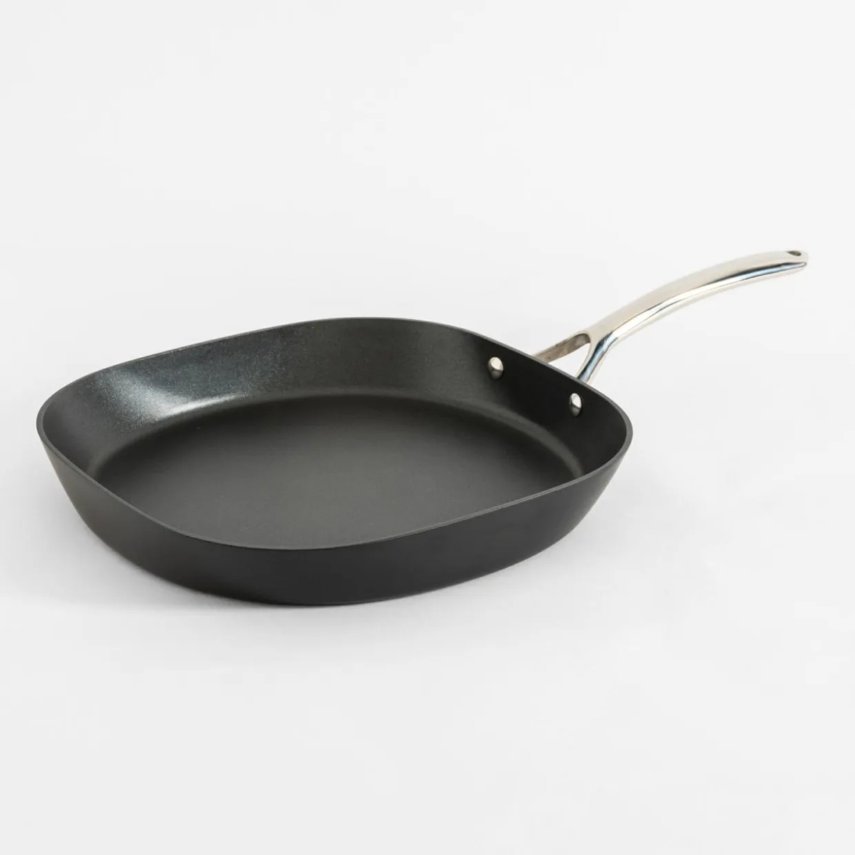 Patelnia na indukcję czarna QUADRATO 30 cm