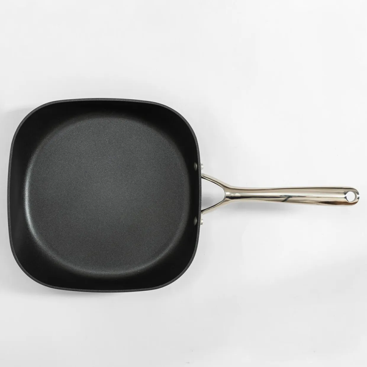 Patelnia na indukcję czarna QUADRATO 26 cm