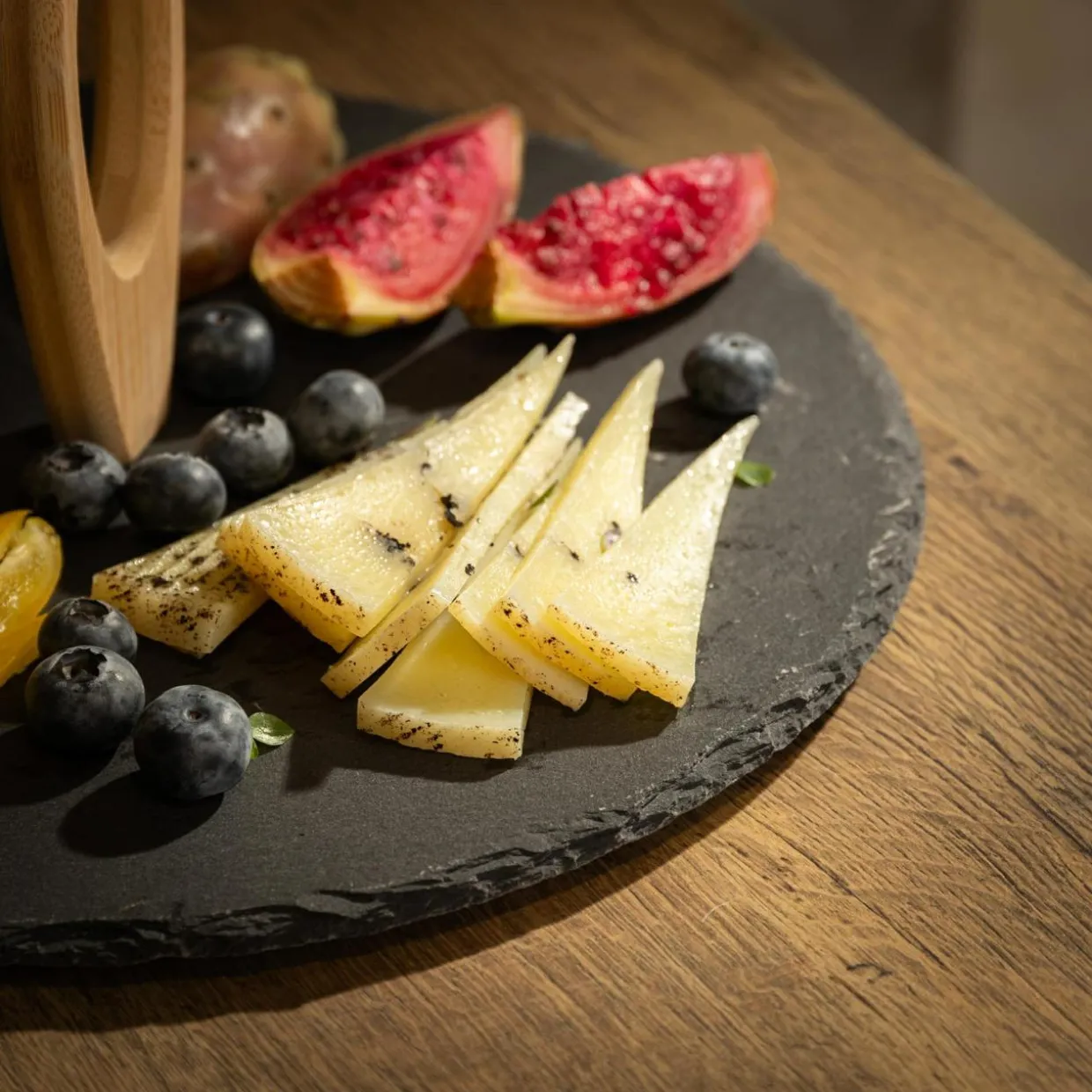 Patera łupkowa 30 cm