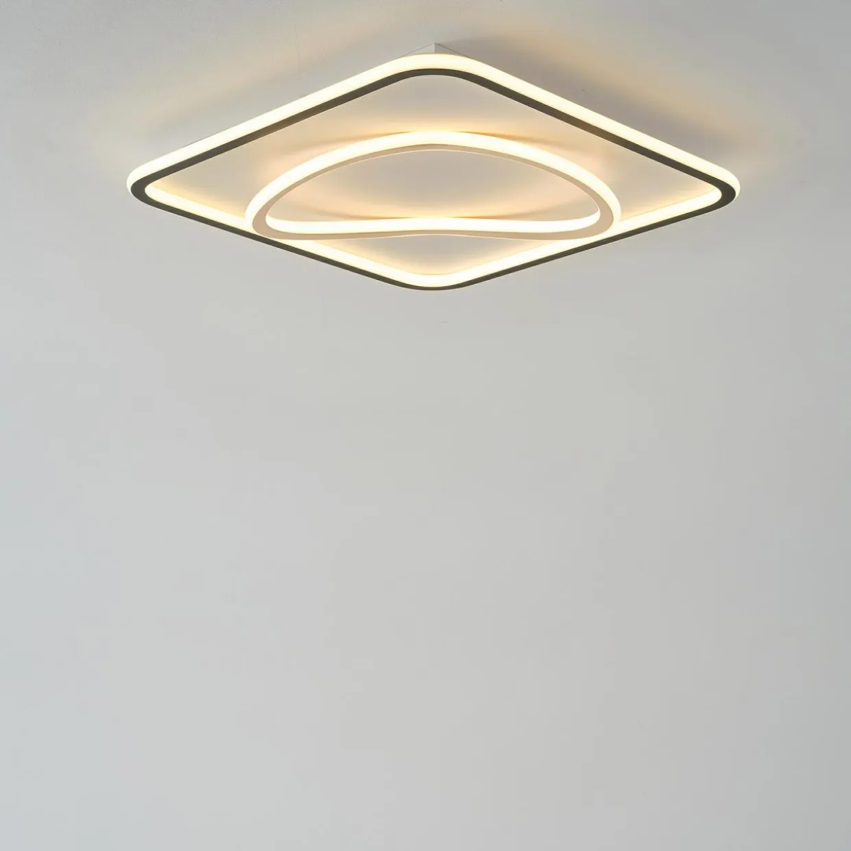 Plafon LED kwadratowy czarno-złoty LENS 50x50 cm