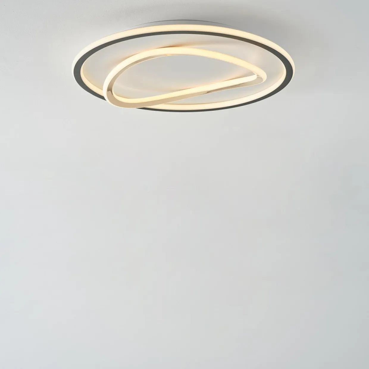 Plafon LED okrągły czarno-złoty LENS 50 cm