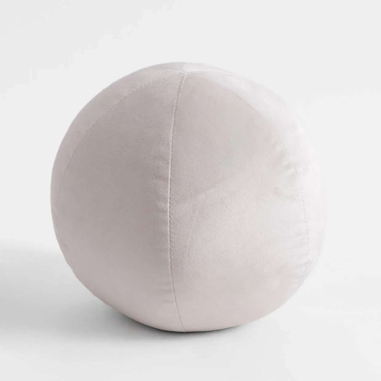 Poduszka dekoracyjna kremowa SPHERE 27 cm