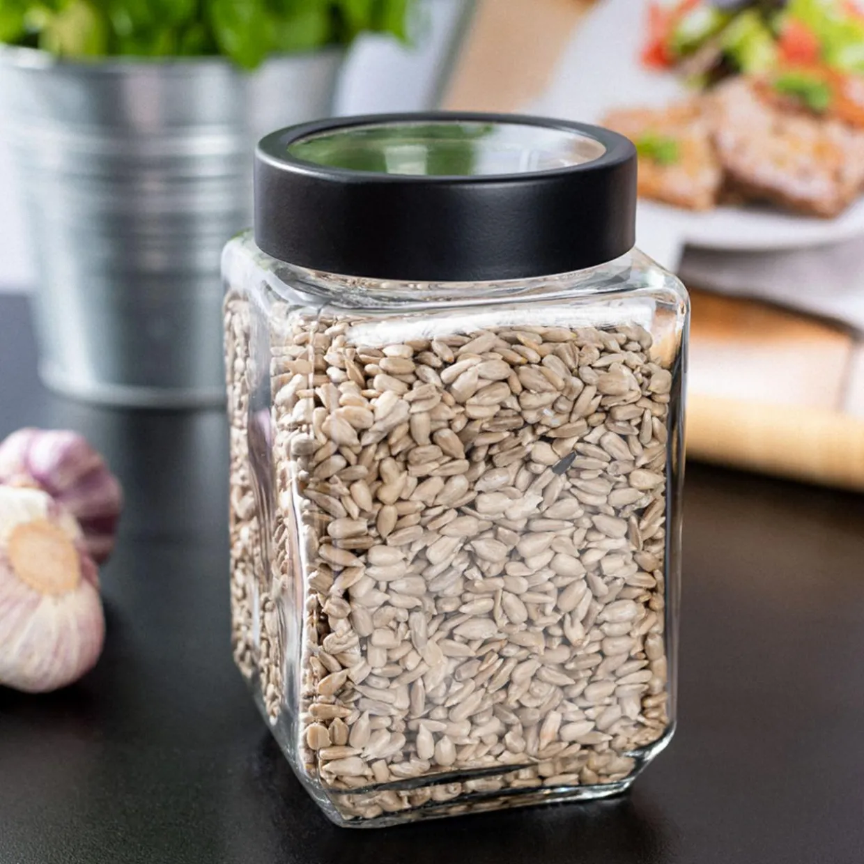 Pojemnik szklany na produkty sypkie 700 ml