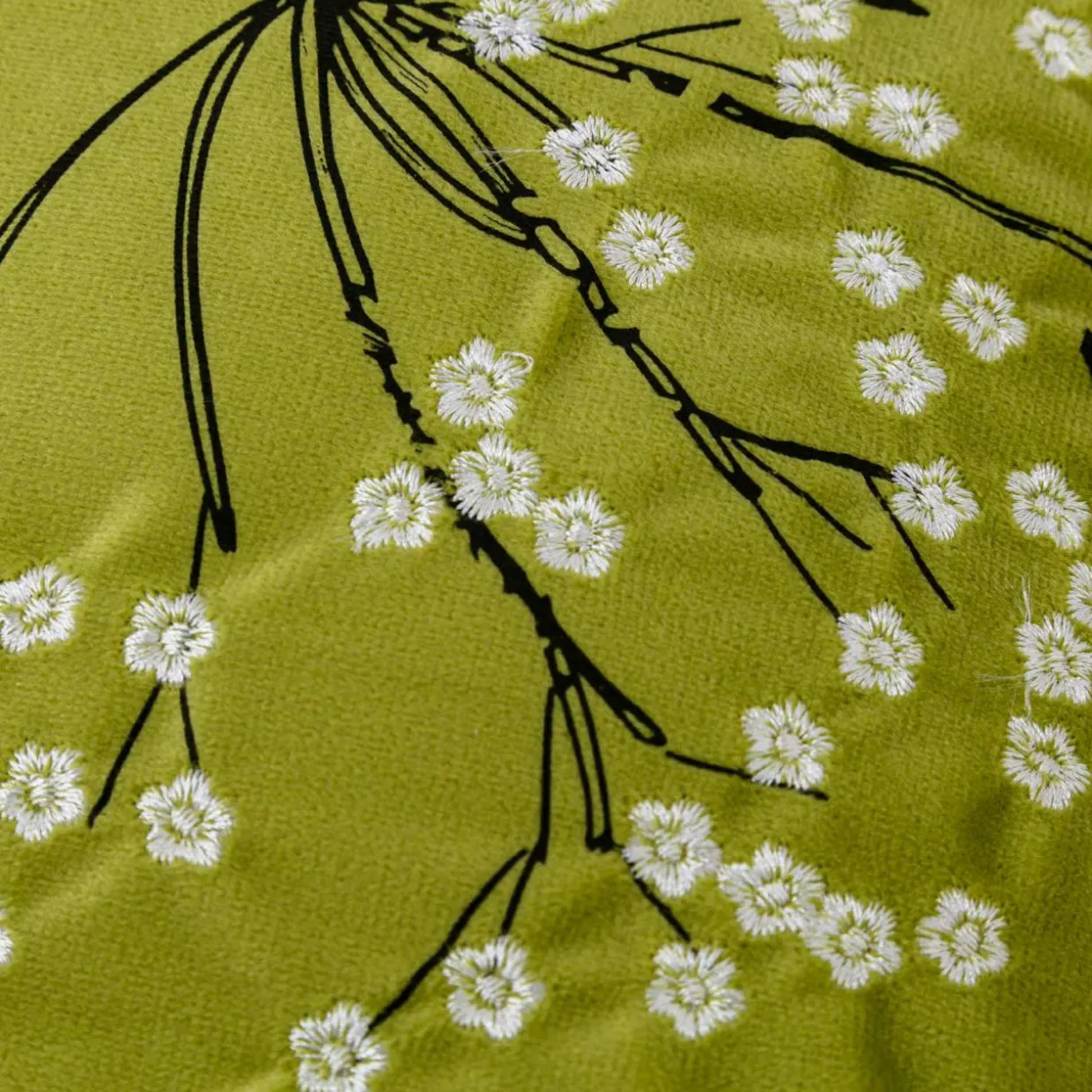 Poszewka welurowa z haftem zielona ANISE 45x45 cm