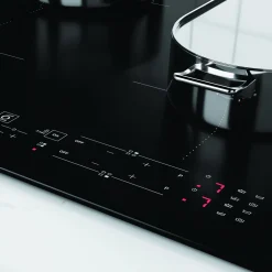 Płyta indukcyjna WHIRLPOOL WB B8360 NE