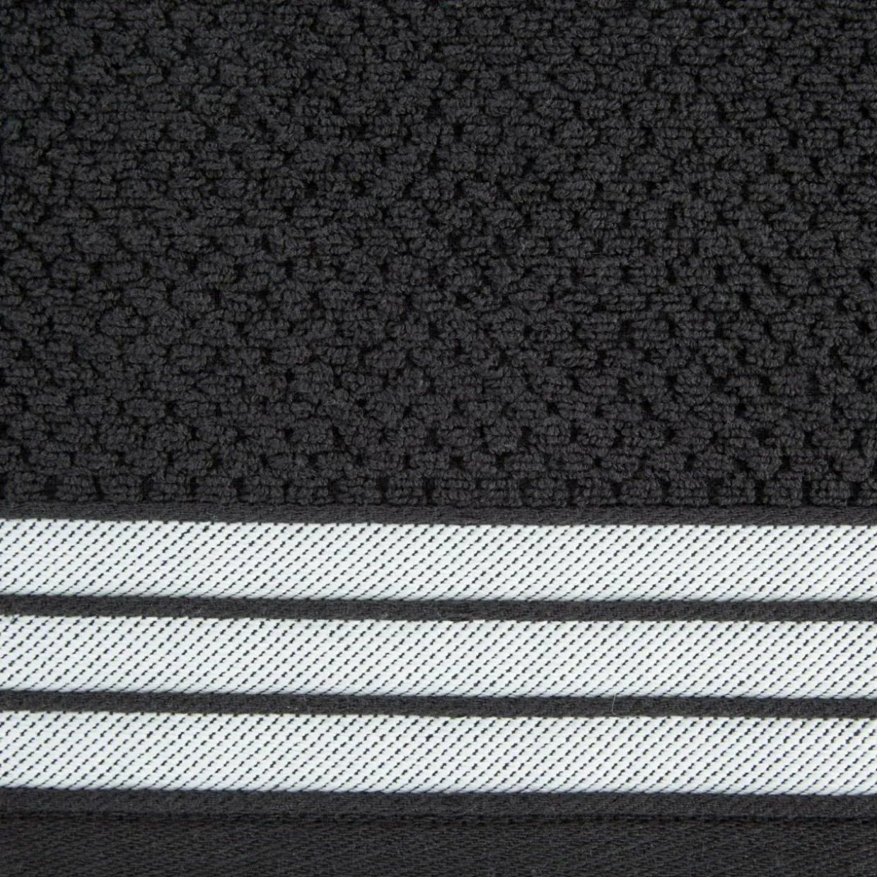 Ręcznik bawełniany czarny MADLEN 50x90 cm