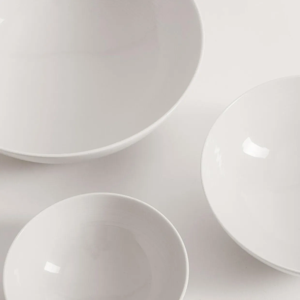 Salaterka porcelanowa biała 15 cm