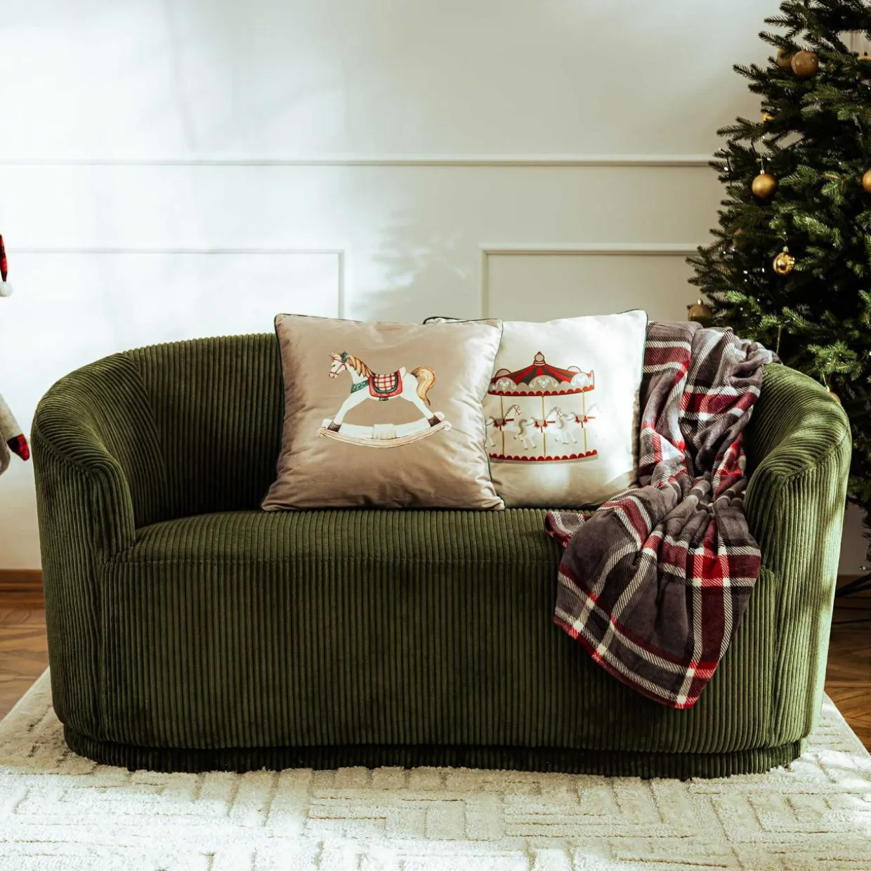 Sofa sztruksowa zielona SNUGLA