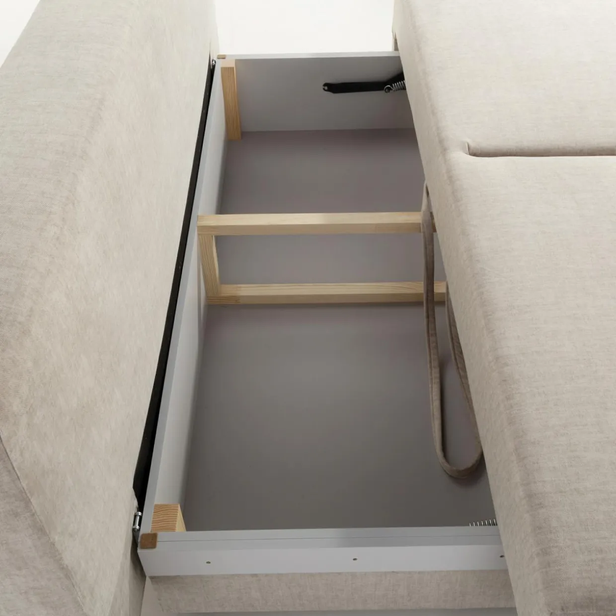 Sofa trzyosobowa beżowa DARWIN