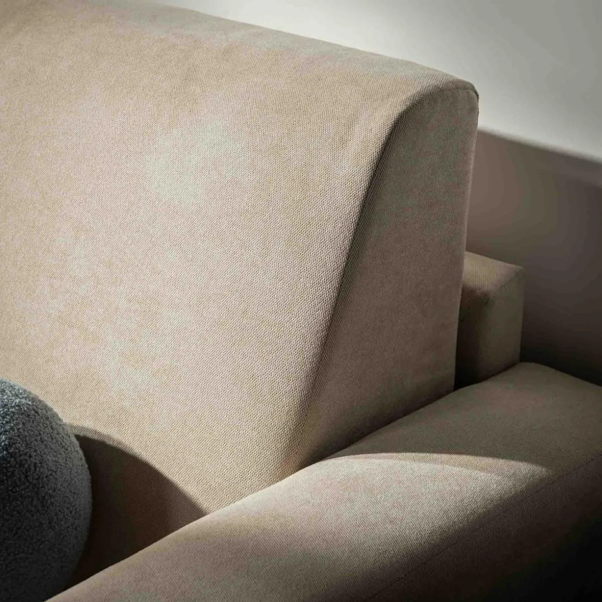 Sofa ze stelażem włoskim ETA