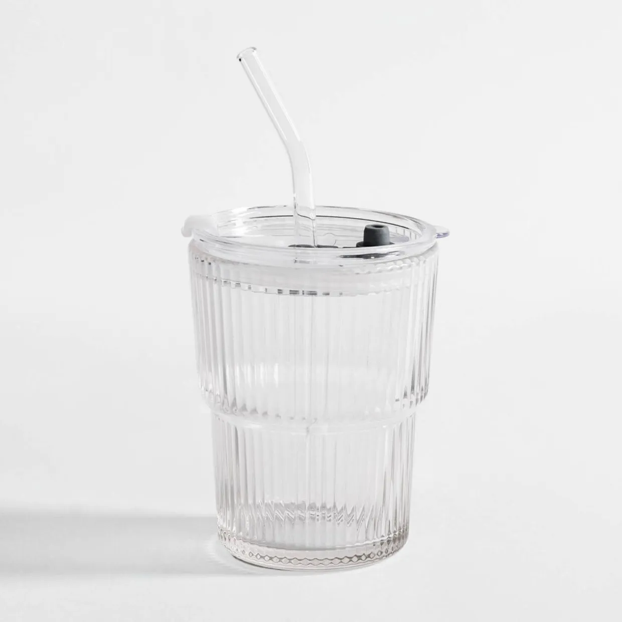 Szklanka ze słomką i pokrywką 350 ml