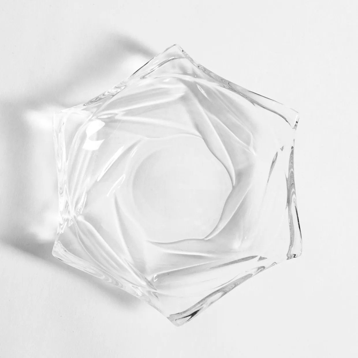 Talerz sześciokątny TWIST 20 cm