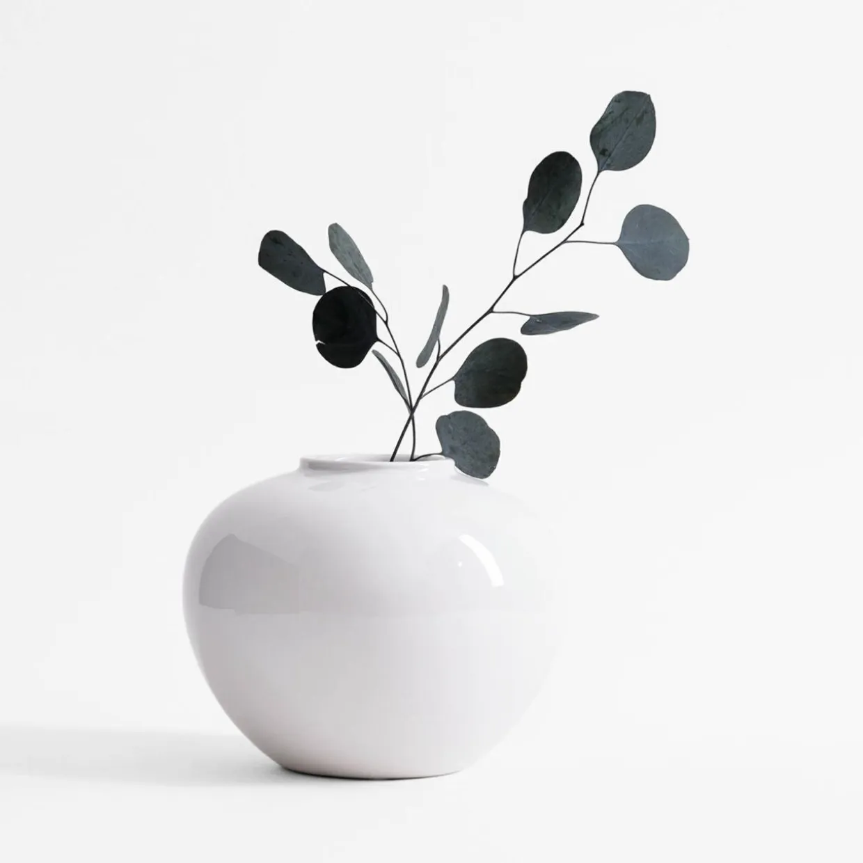 Wazon biały okrągły 14 cm