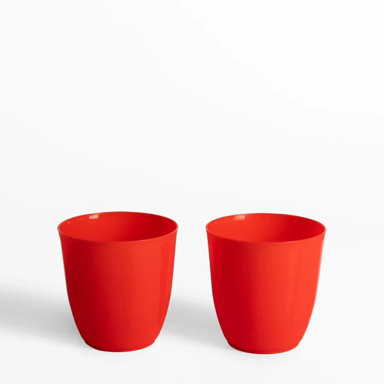 Zestaw 8 kubków plastikowych 250 ml