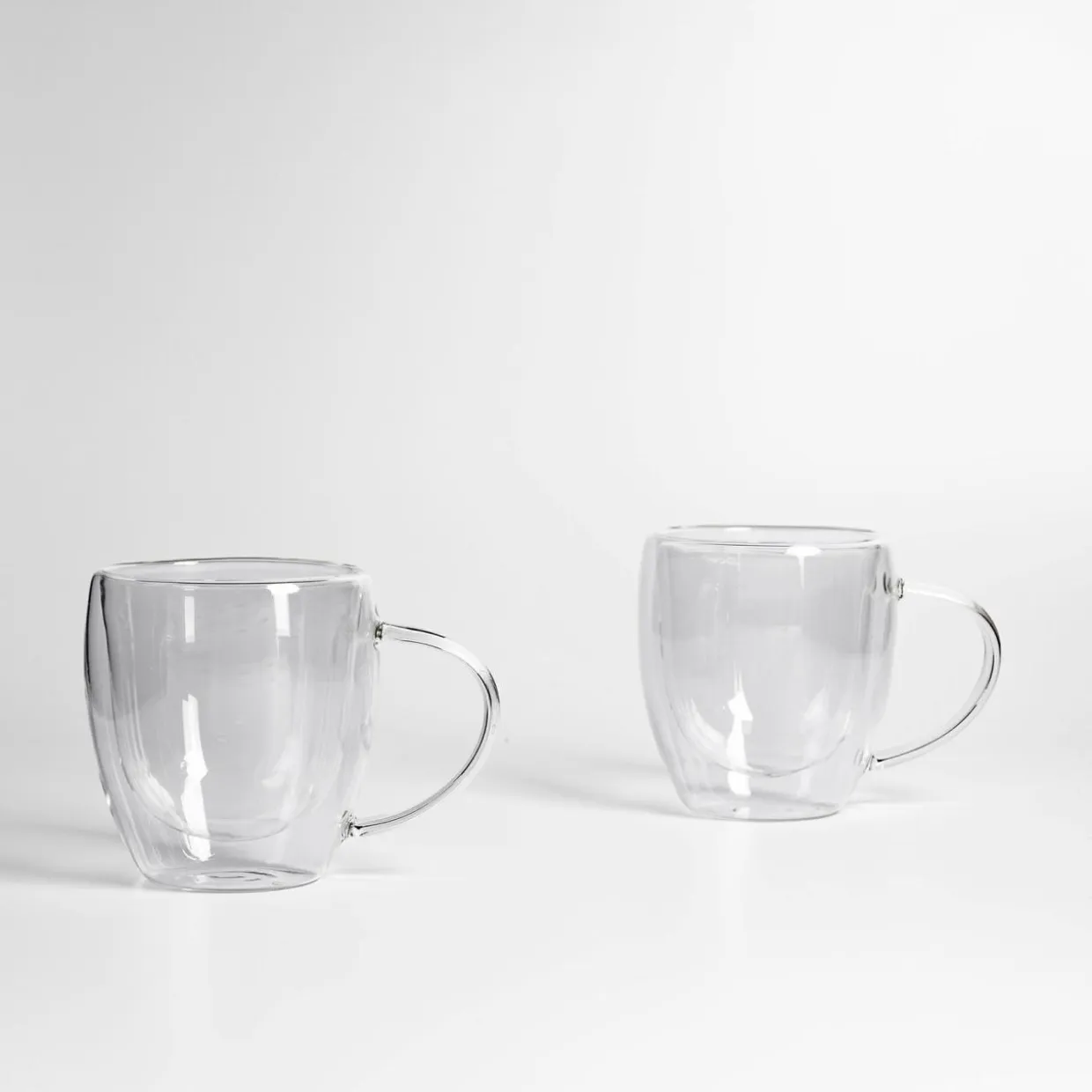Zestaw 2 szklanek termicznych z podwójną ścianką 300 ml